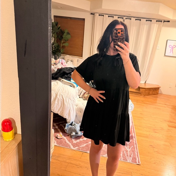 SHEIN Black Short Sleeve Tiered Mini Dress - Picture 3 of 3